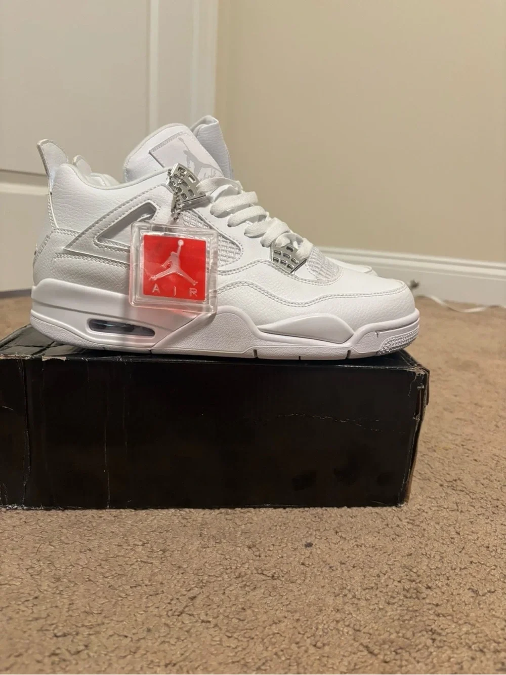 Jordan pure moneys